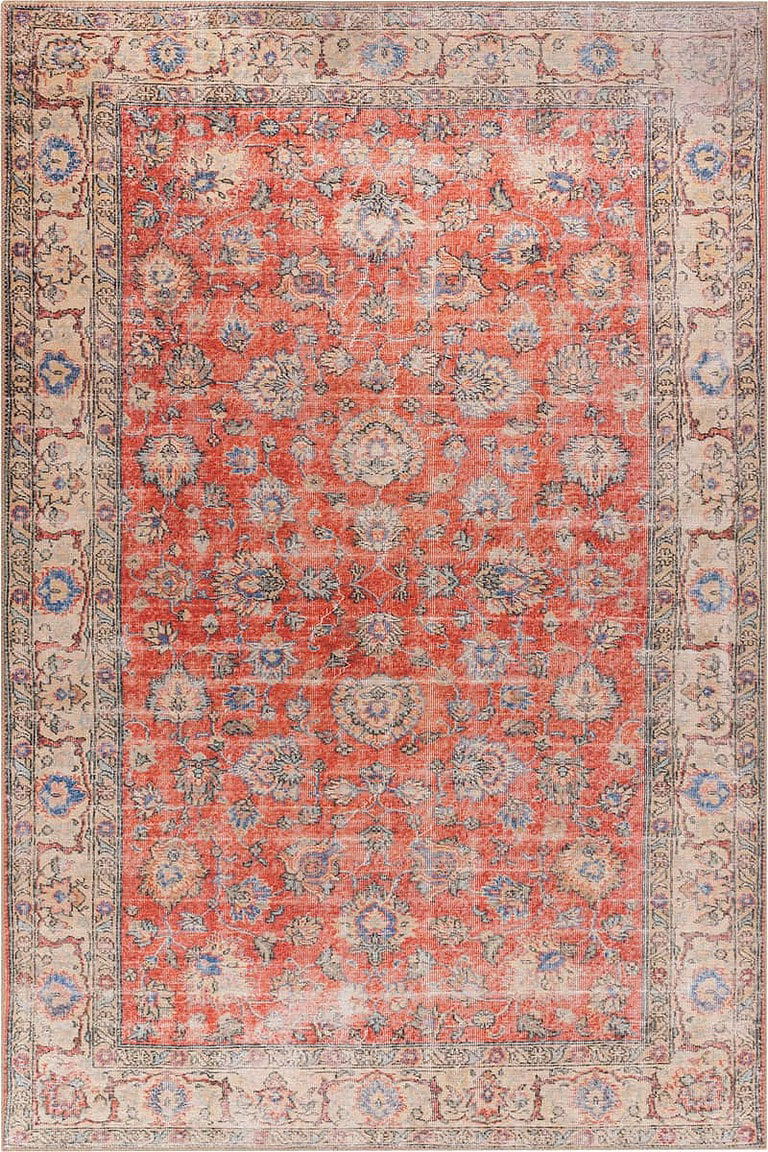 Visokokvalitetni tepih M417 s tradicionalnim uzorkom u toplim bojama, idealan za ukrašavanje dnevnih soba i spavaćih soba, izrađen od prirodnih materijala za dugotrajnu udobnost i stil.