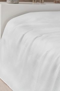 Hotelski Pique / Prekrivač - Arien (200x230 cm - Dupla)