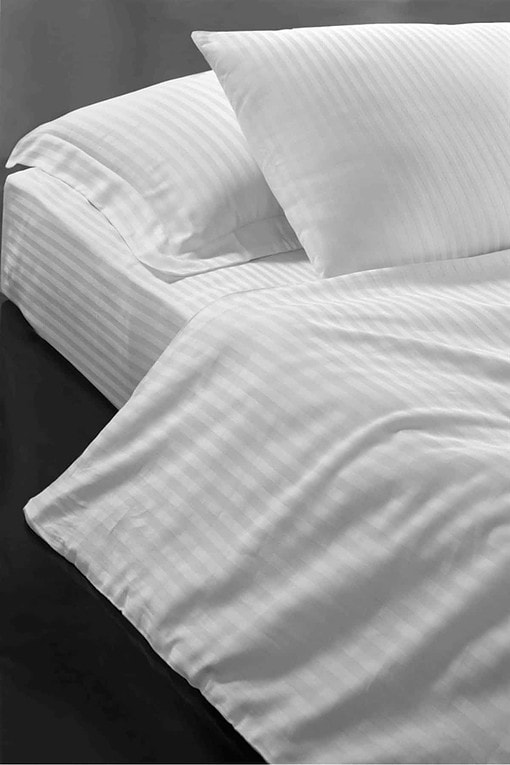Navlaka za Jorgan (140x200 cm) - Hotel Series 83 (TC 210) GLAT / Pamuk Saten