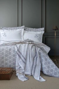 Crown - Kraljevska Posteljina - Set od 8 kom (AP) - Sivi (Gray) | Kraljevska Posteljina + Prekrivač Set