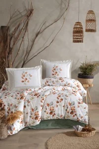 Visoka kvaliteta ruska posteljina od pamuka puplina s cvjetnim uzorkom, idealna za udoban i elegantan san, savršena za moderni i rustikalni enterijer spavaće sobe.