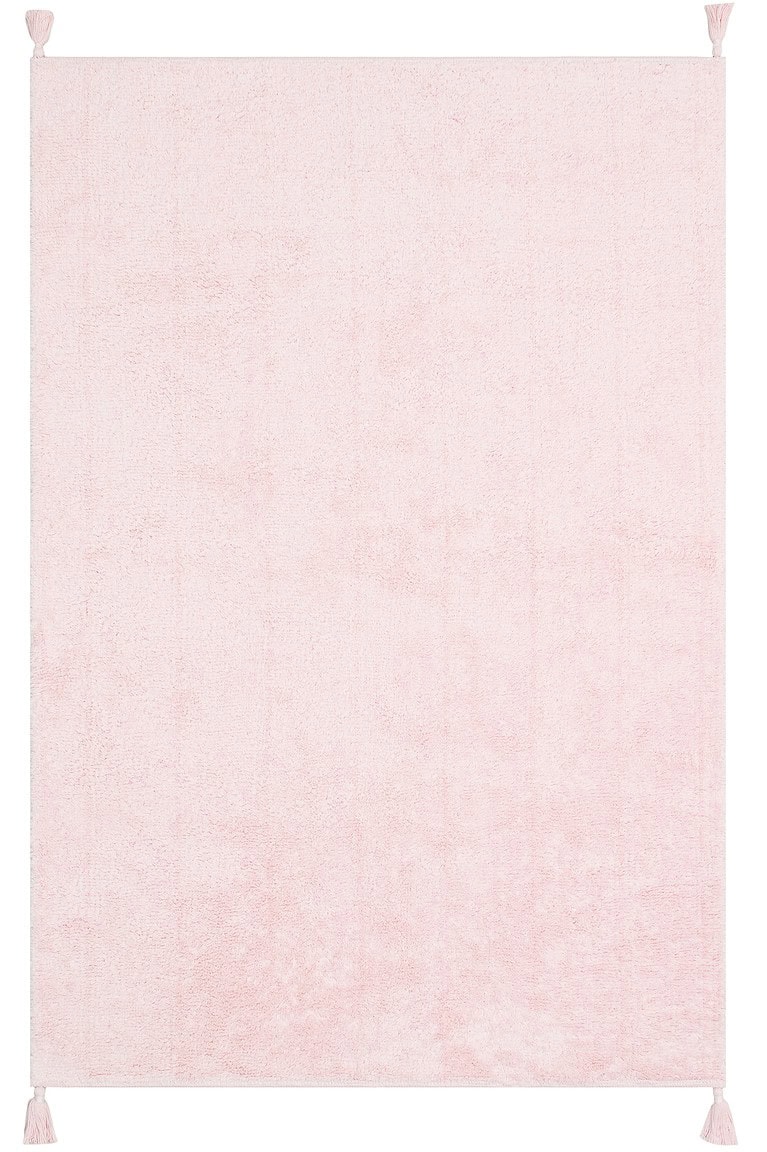 Mehak antialergijski dječiji tepih u boji pudera, idealan za sigurnu i udobnu dječju sobu, izrađen od prirodnih materijala za zaštitu osjetljive dječje kože.