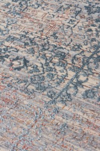 Visokokvalitetni tepih La Paz - Grey iz ekskluzivne kolekcije, savršen za moderni enterijer, sa detaljnim uzorkom u sivim tonovima i vintage stilu.