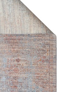 Visoki kvalitet tepiha La Paz u sivim tonovima s vintage uzorkom, savršen za moderni i elegantni interijer, dio ekskluzivne kolekcije DAPHNE.