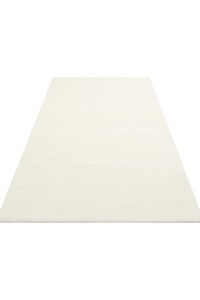 Bijeli tepih Zen (Krem) za moderni i minimalistički enterijer, izrađen od visokokvalitetnih materijala, pruža udobnost i eleganciju u svakom prostoru.